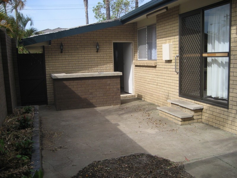 15 Cawthray Street, Biggera Waters QLD 4216