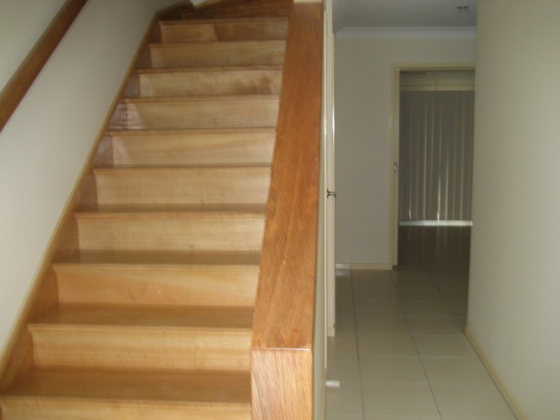 4/35 Harley Street, Labrador QLD 4215