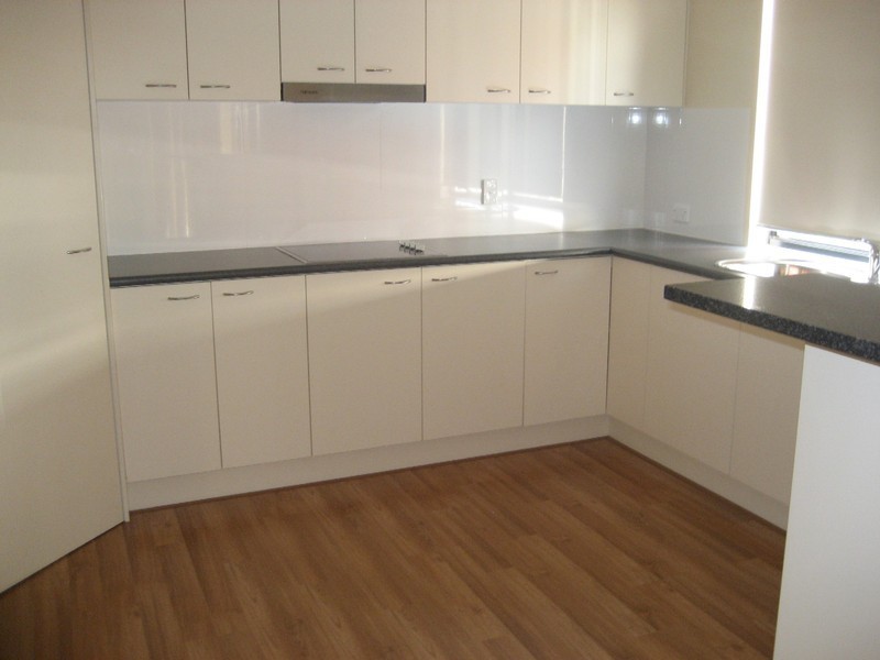 4/35 Harley Street, Labrador QLD 4215