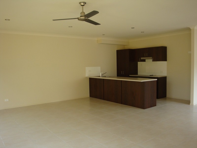 4/44 Careel Close, Helensvale QLD 4212