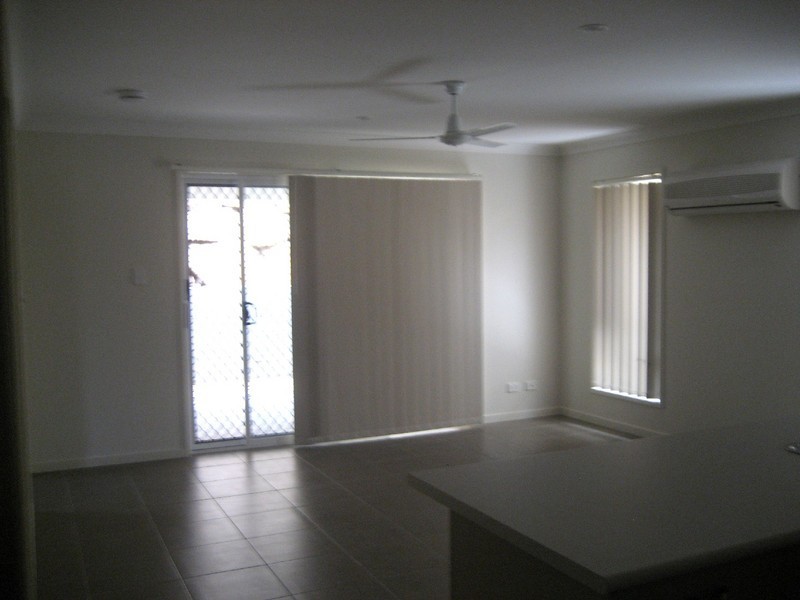 24 Bellagio Crescent, Coomera QLD 4209