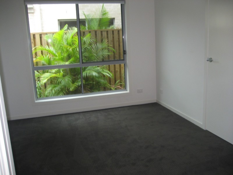 7/16-18 Geoff Wolter Drive West, Molendinar QLD 4214