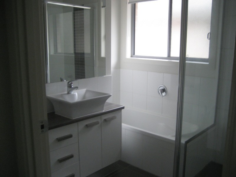 7/16-18 Geoff Wolter Drive West, Molendinar QLD 4214