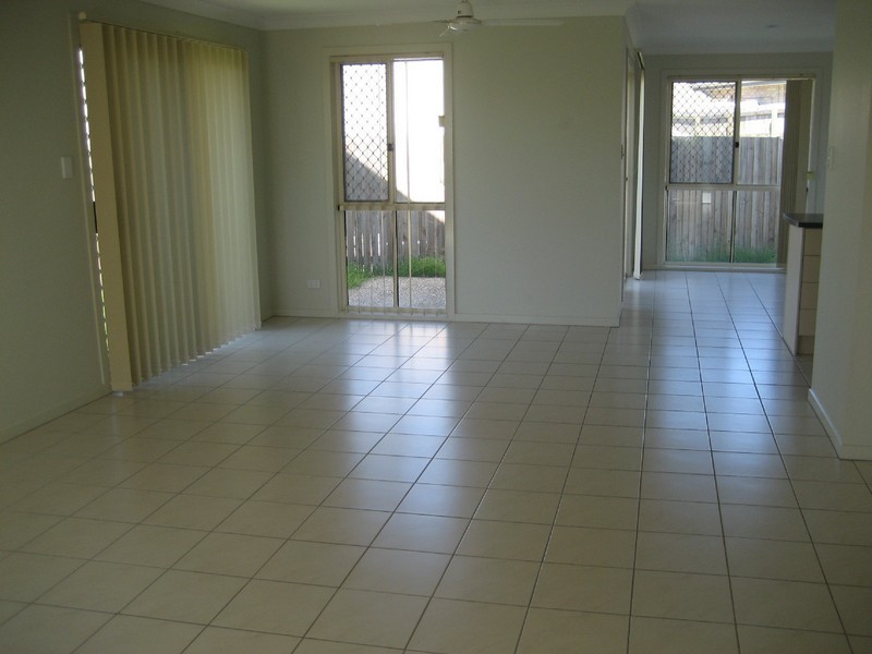 2 Moorhen Street, Coomera QLD 4209