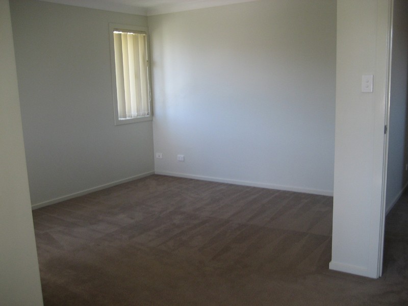2 Moorhen Street, Coomera QLD 4209