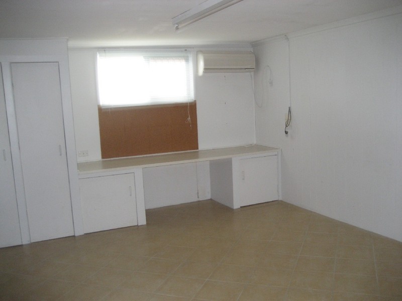 12 Berringa Court, Ashmore QLD 4214