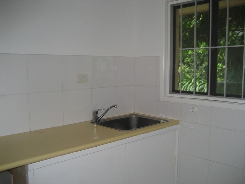 12 Berringa Court, Ashmore QLD 4214