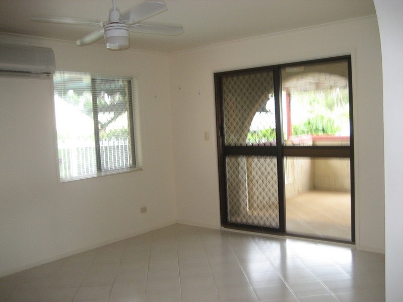 12 Berringa Court, Ashmore QLD 4214