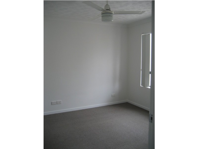 4/15-17 Lloyd Street, Southport QLD 4215