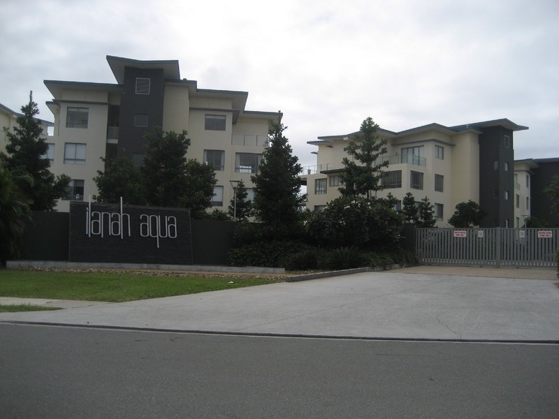 231/3 Pendraat Parade, Hope Island QLD 4212