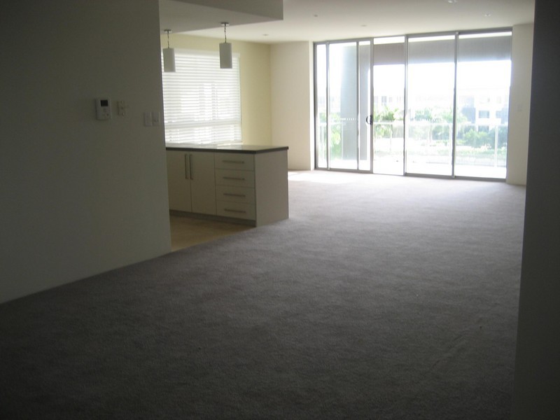 231/3 Pendraat Parade, Hope Island QLD 4212