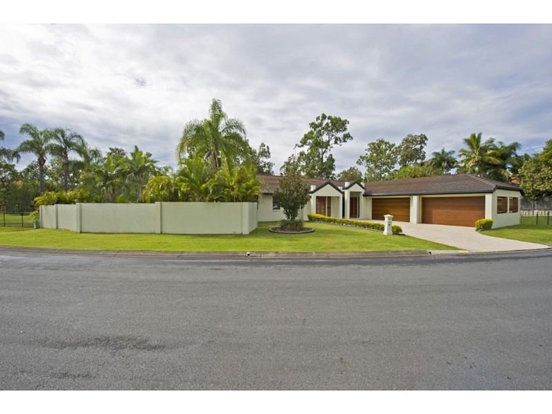 11 Ossie Court, Parkwood QLD 4214