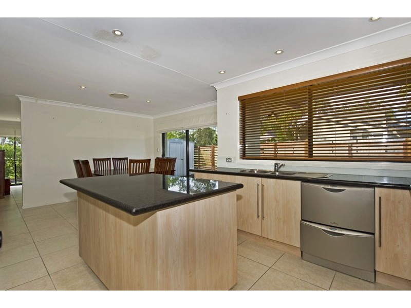 11 Ossie Court, Parkwood QLD 4214