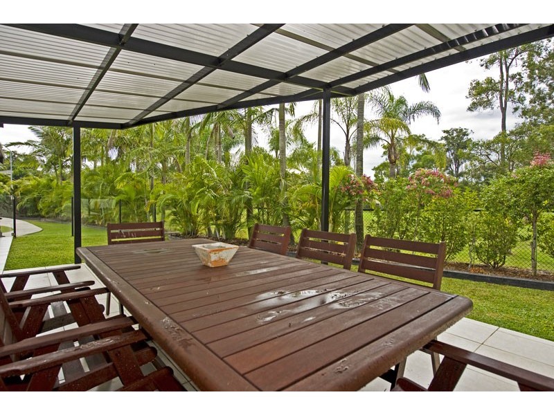 11 Ossie Court, Parkwood QLD 4214