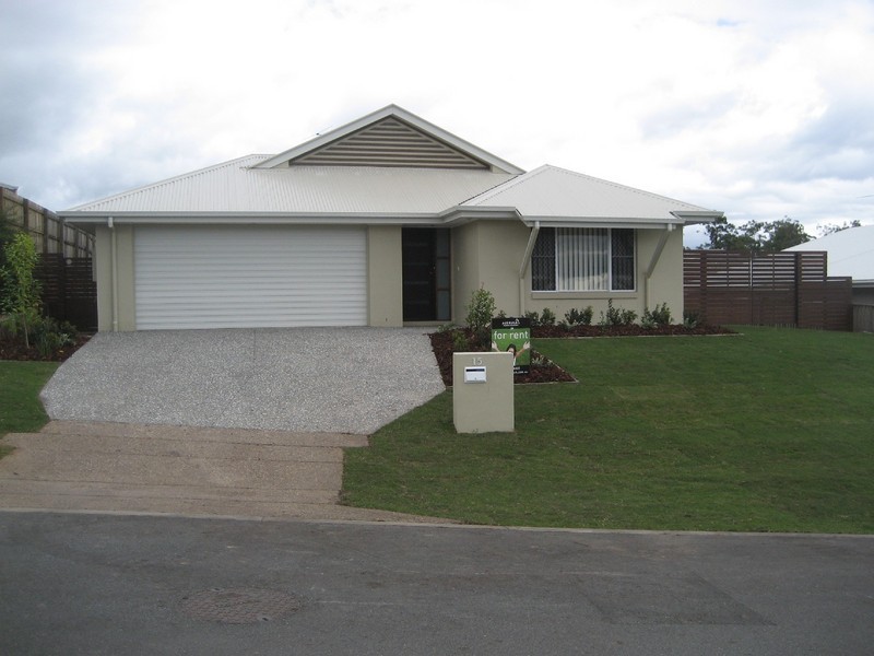 15 Millicent Drive, Ormeau QLD 4208