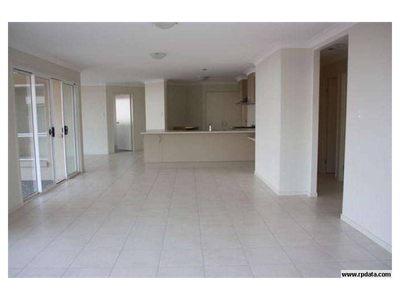 15 Millicent Drive, Ormeau QLD 4208