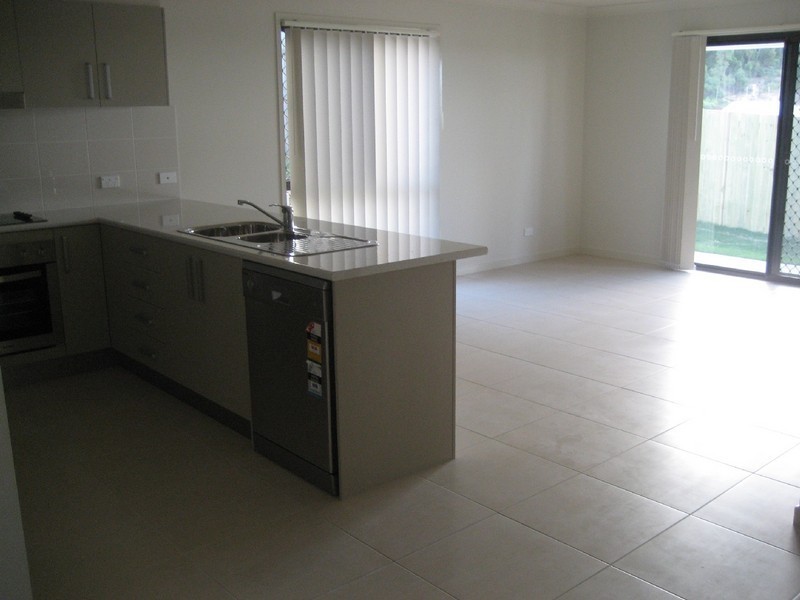 1/45 Filbert Street, Upper Coomera QLD 4209