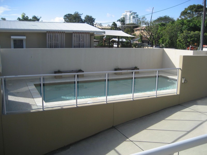 5/8-10 Proud St, Labrador QLD 4215