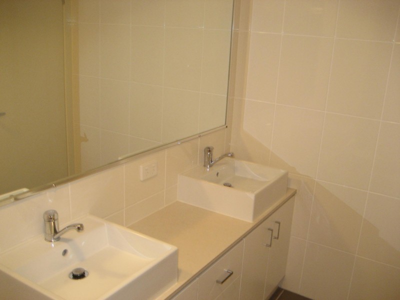 5/8-10 Proud St, Labrador QLD 4215