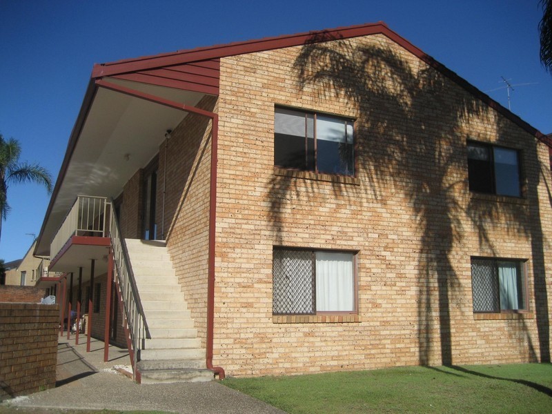 1/12 Duet Drive, Mermaid Waters QLD 4218