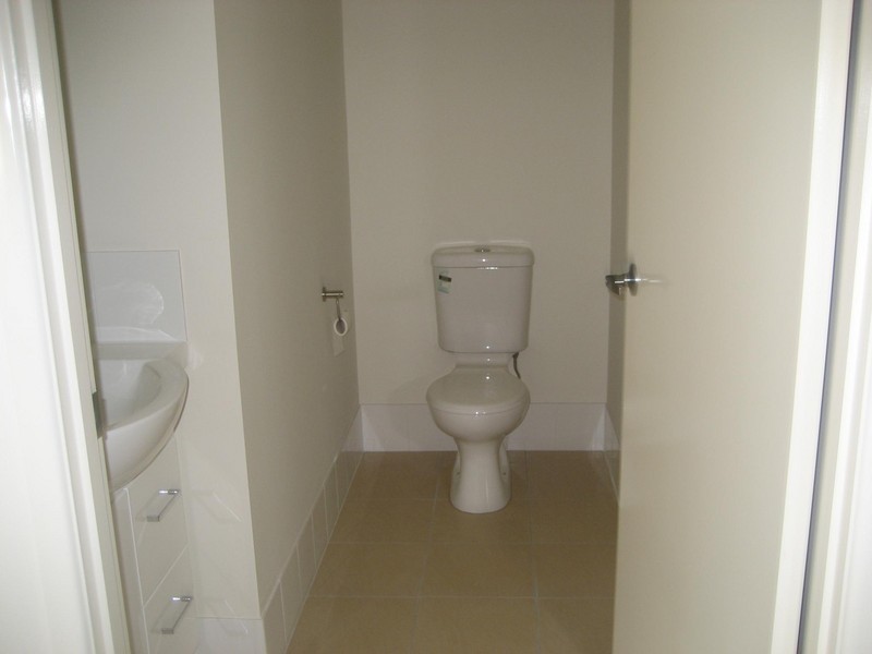 2-24 Success Crescent, Ormeau QLD 4208