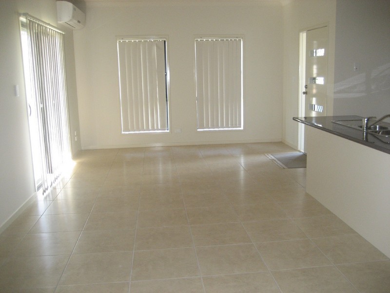 1/29 Filbert Street, Upper Coomera QLD 4209