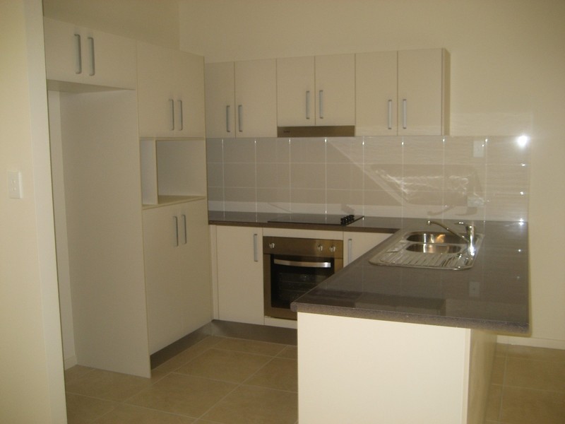 2/29 Filbert Street, Upper Coomera QLD 4209