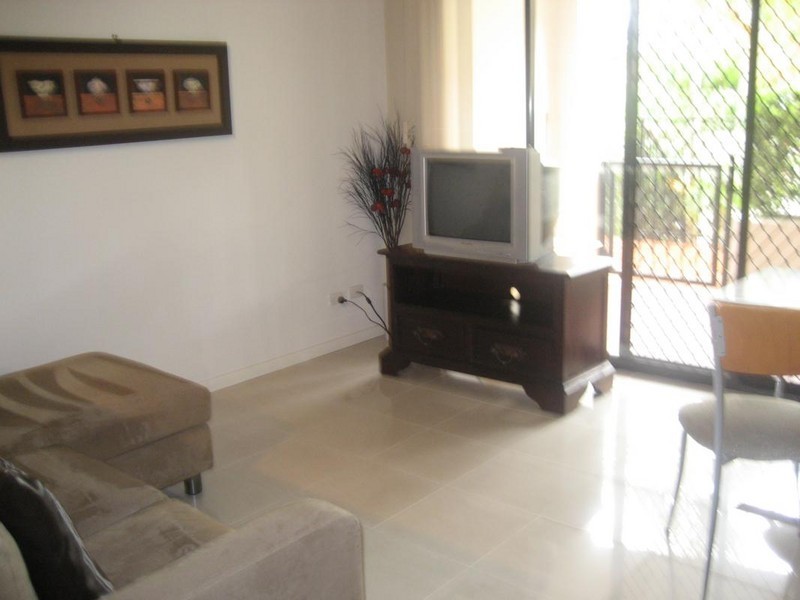 6/7 Barranbali Street, Bali Apartments, Chevron Island QLD 4217