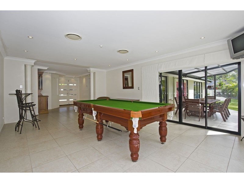 11 Ossie Ct, Parkwood QLD 4214