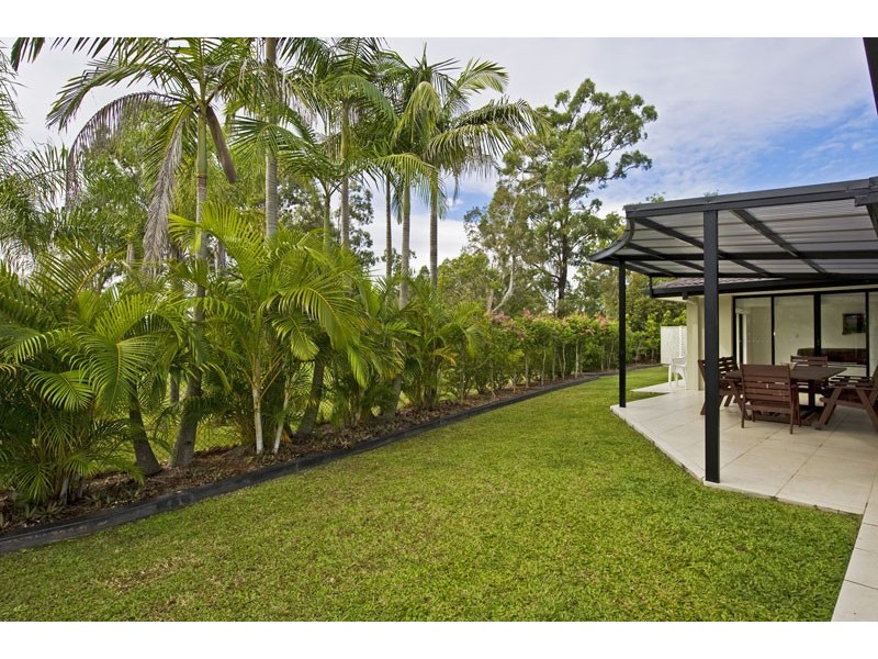 11 Ossie Ct, Parkwood QLD 4214