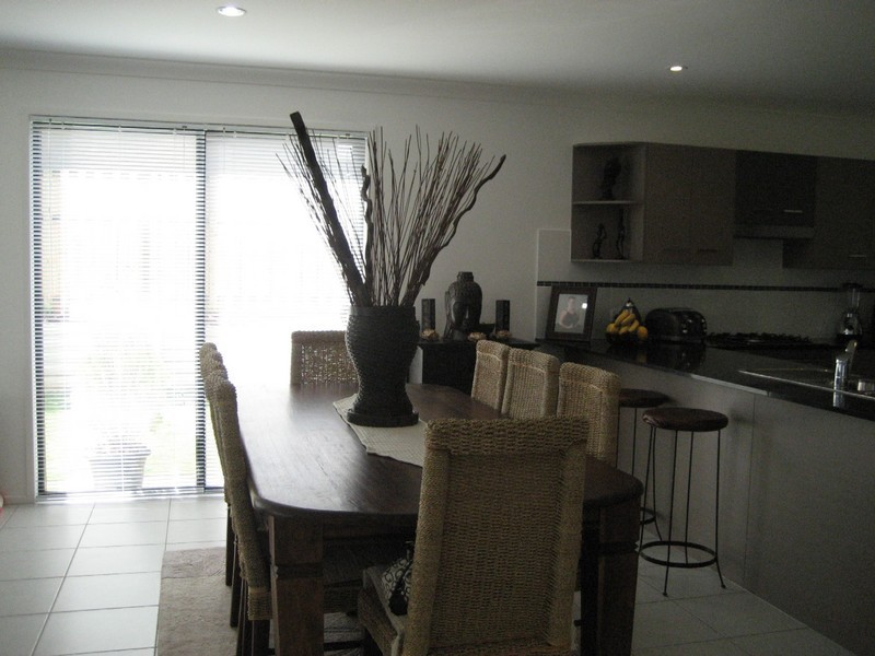 10 Rockwood Drive, Ormeau QLD 4208