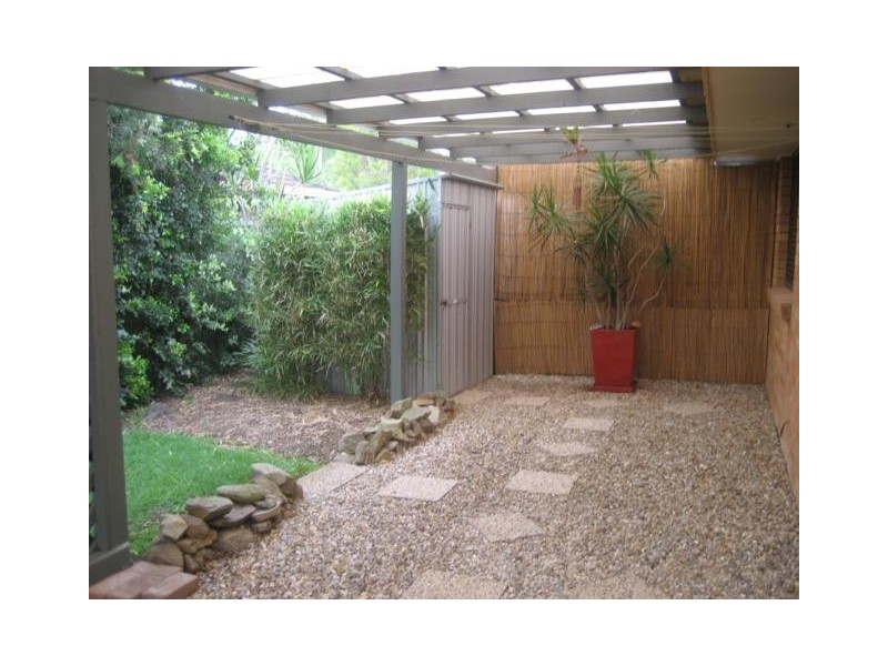 2/1 Greenleaf Close, Burleigh Waters QLD 4220