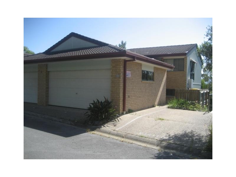 2068/6 Crestridge Crescent, Oxenford QLD 4210