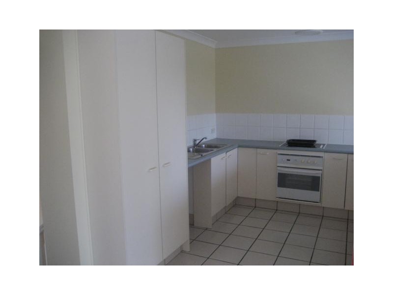 2068/6 Crestridge Crescent, Oxenford QLD 4210