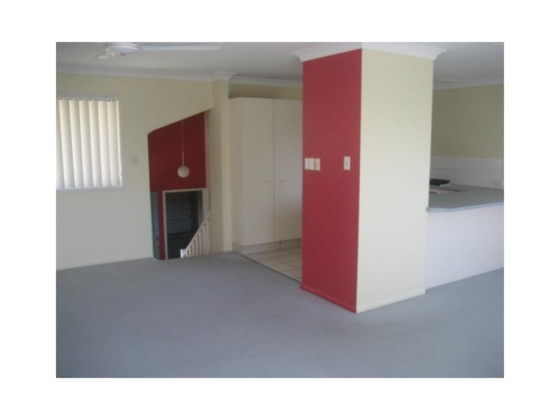 2068/6 Crestridge Crescent, Oxenford QLD 4210