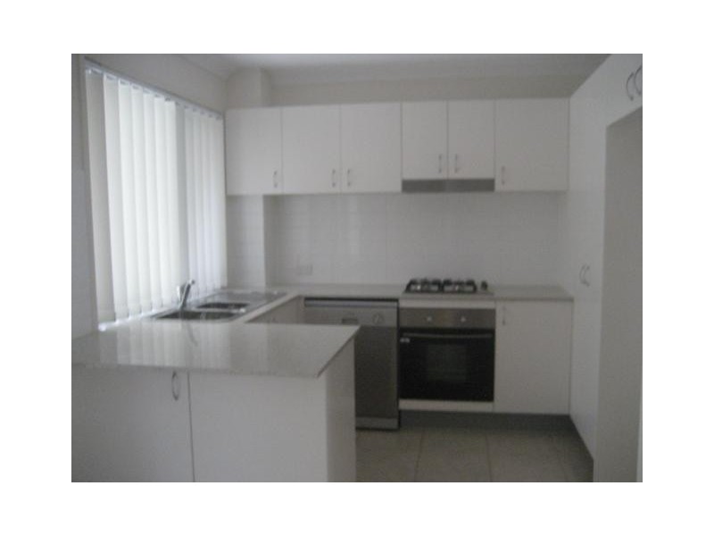 8/18 Taylor Street, Eagleby QLD 4207