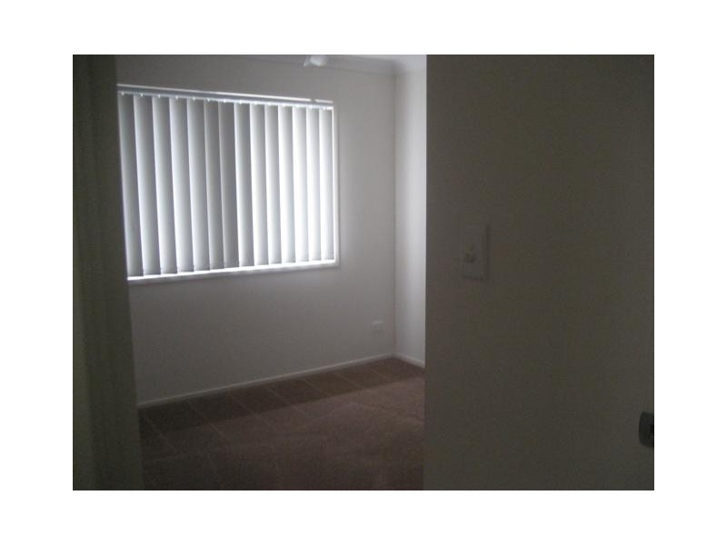 8/18 Taylor Street, Eagleby QLD 4207