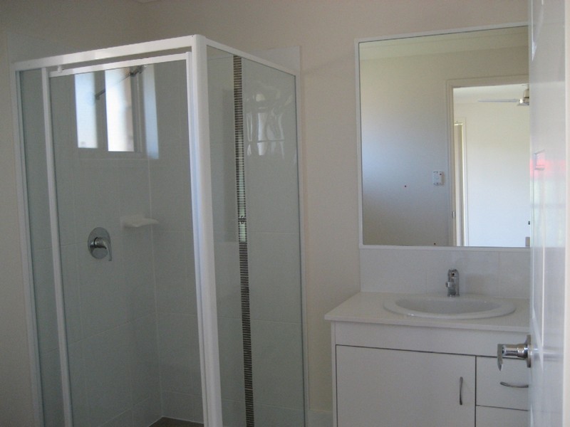 2 Hart Street, Upper Coomera QLD 4209