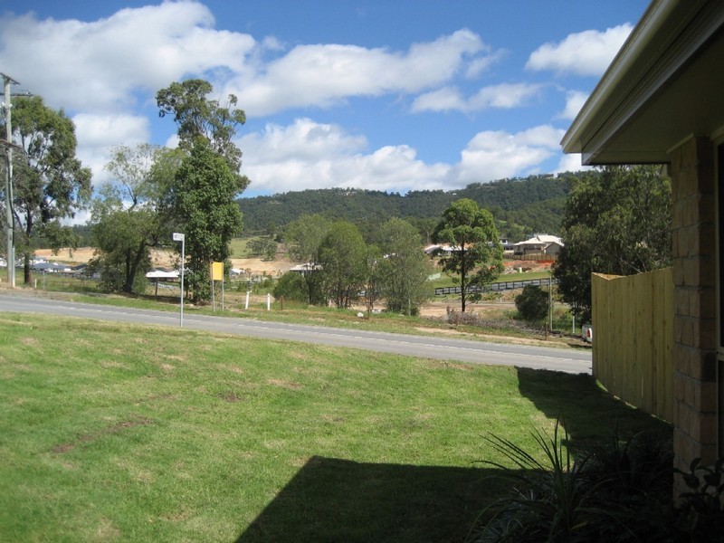 2 Hart Street, Upper Coomera QLD 4209