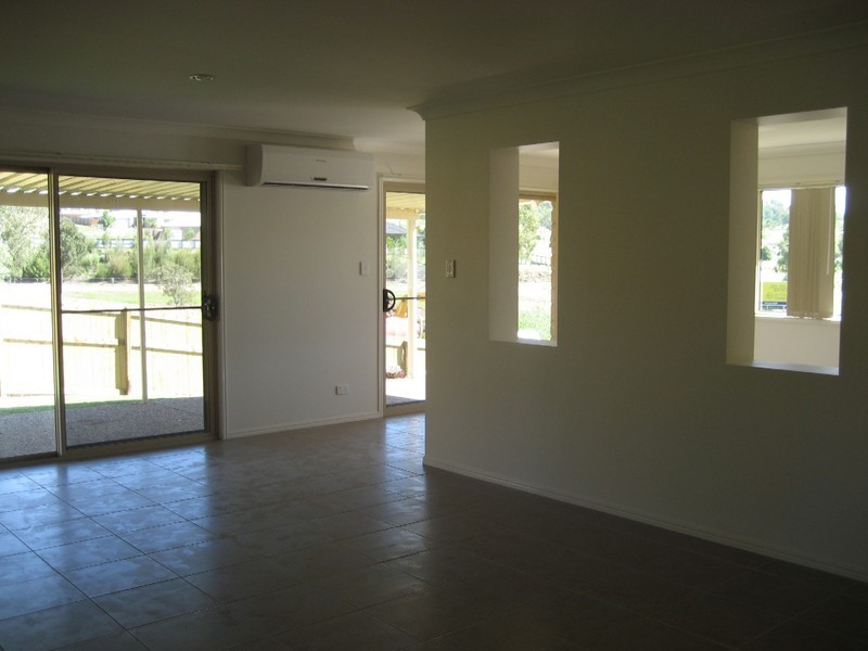 2 Hart Street, Upper Coomera QLD 4209