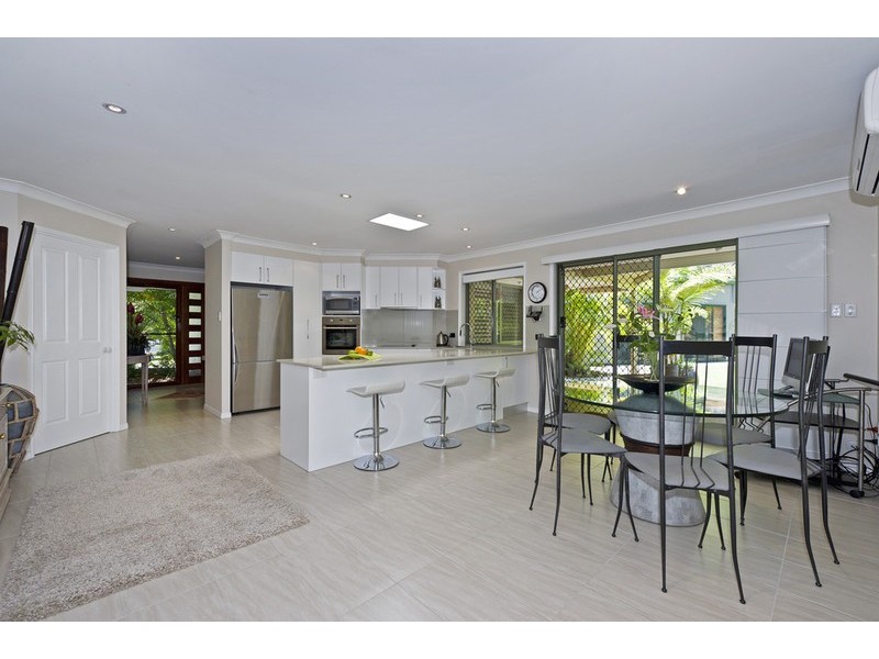 5 McNamara Court, Oxenford QLD 4210