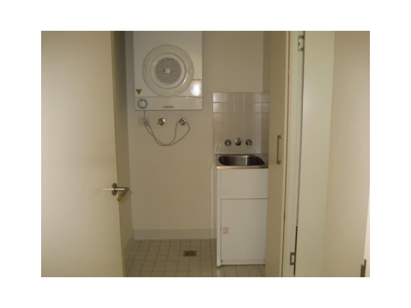 722/66 Sickle Ave, Hope Island QLD 4212