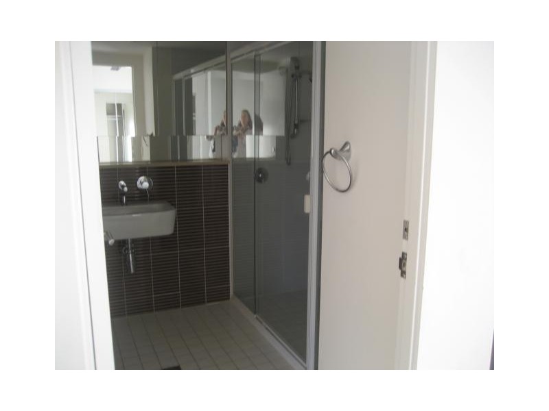 722/66 Sickle Ave, Hope Island QLD 4212