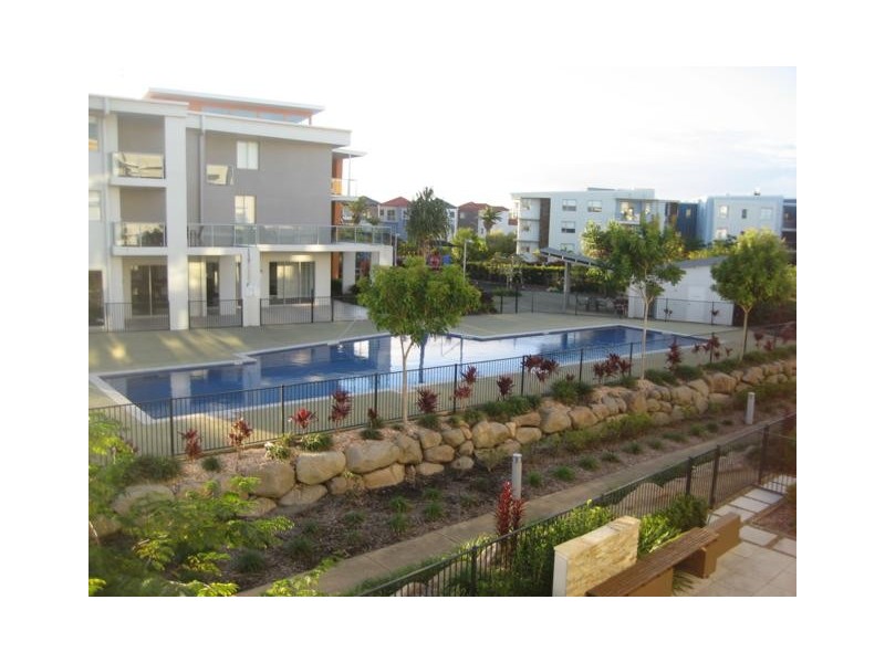 722/66 Sickle Ave, Hope Island QLD 4212