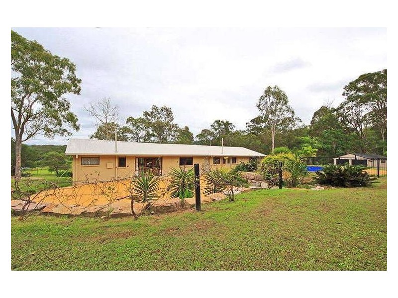 13 Thredbo Drive, Worongary QLD 4213