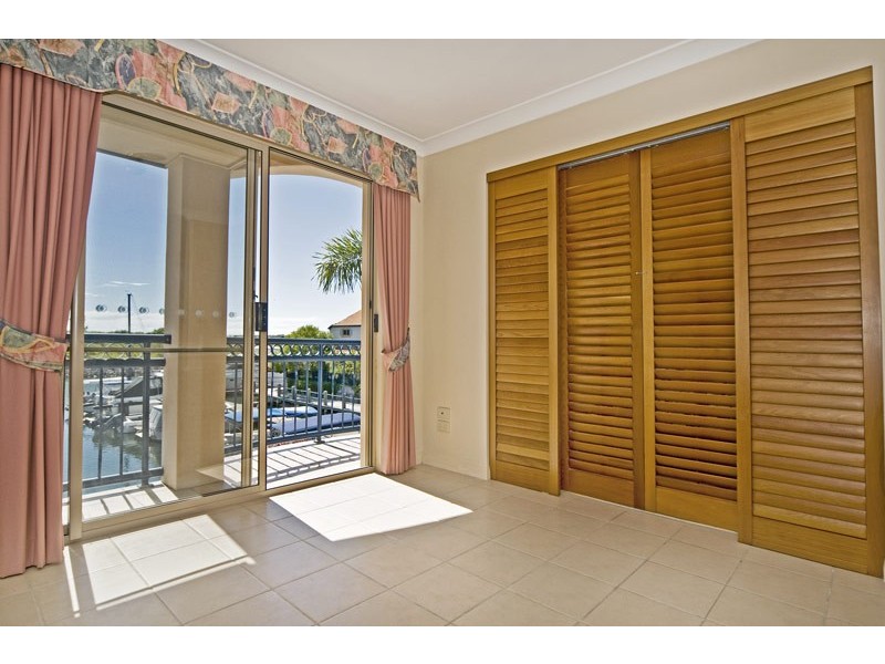 Hope Island QLD 4212