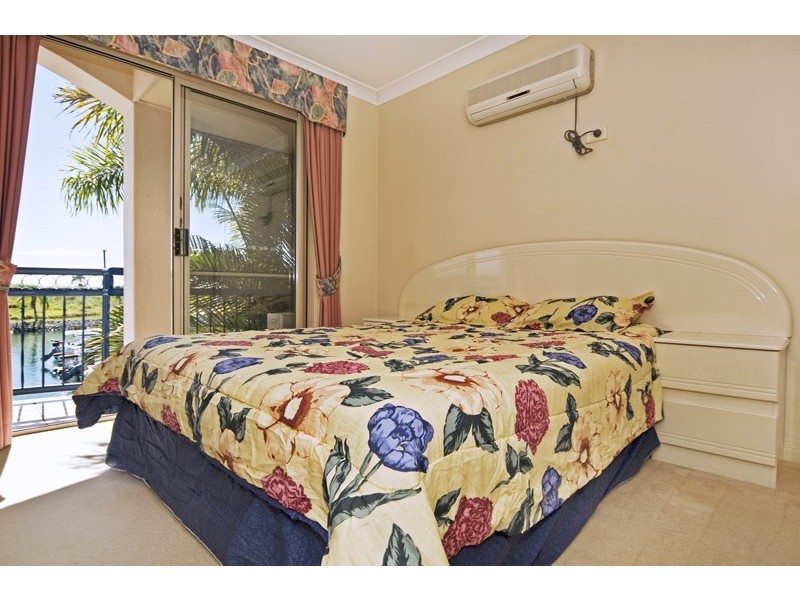 Hope Island QLD 4212