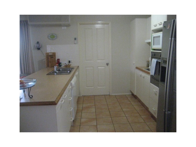 3 Hollyfern Court, Oxenford QLD 4210