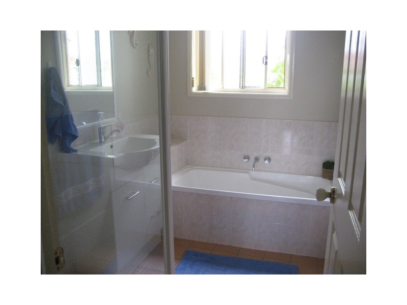 3 Hollyfern Court, Oxenford QLD 4210