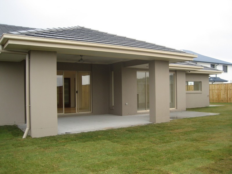 3 Garigal Court, Upper Coomera QLD 4209